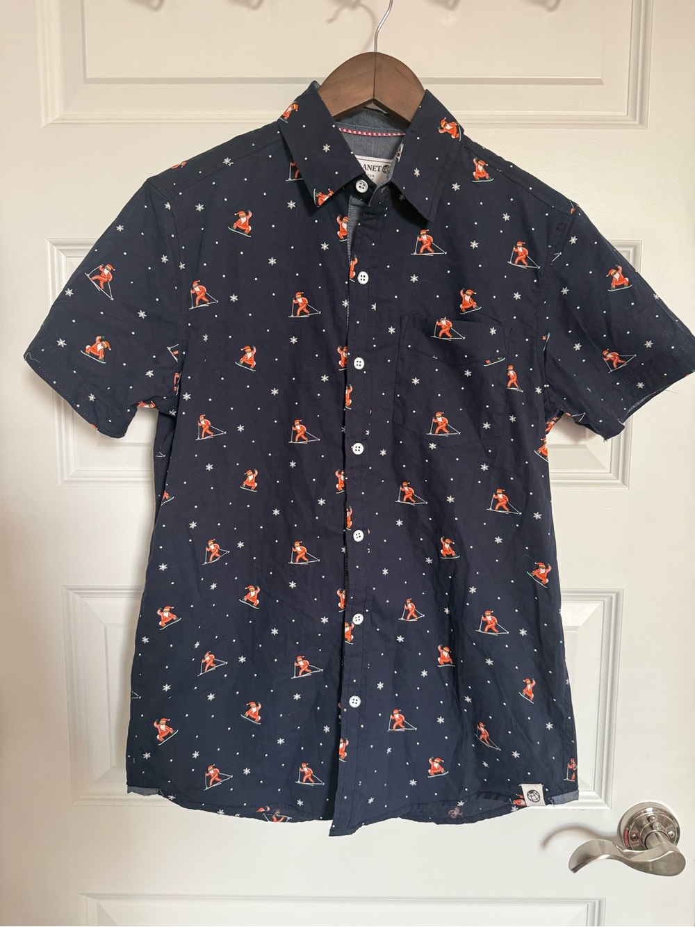 Free Planet Skiing Santa Button Down Shirt S